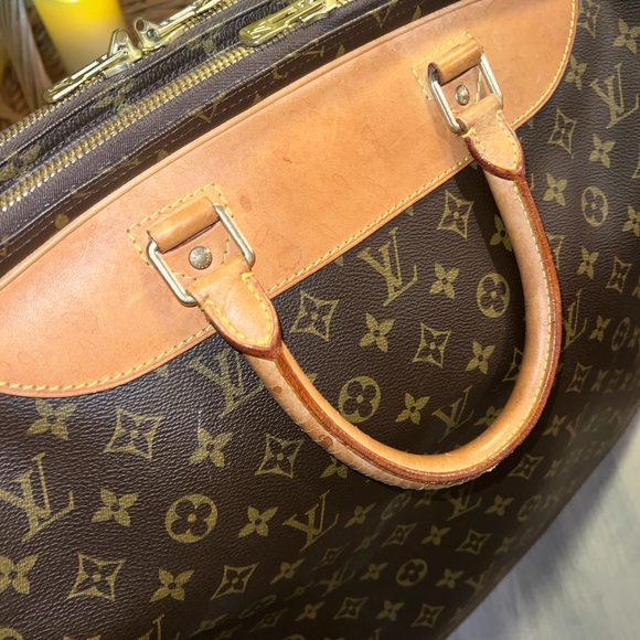 Louis Vuitton carry on duel sided! RETIRED - Picture 8 of 9